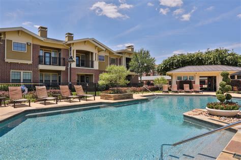 5605 village glen drive|5605 Village Glen Dr Dallas TX 75206 .